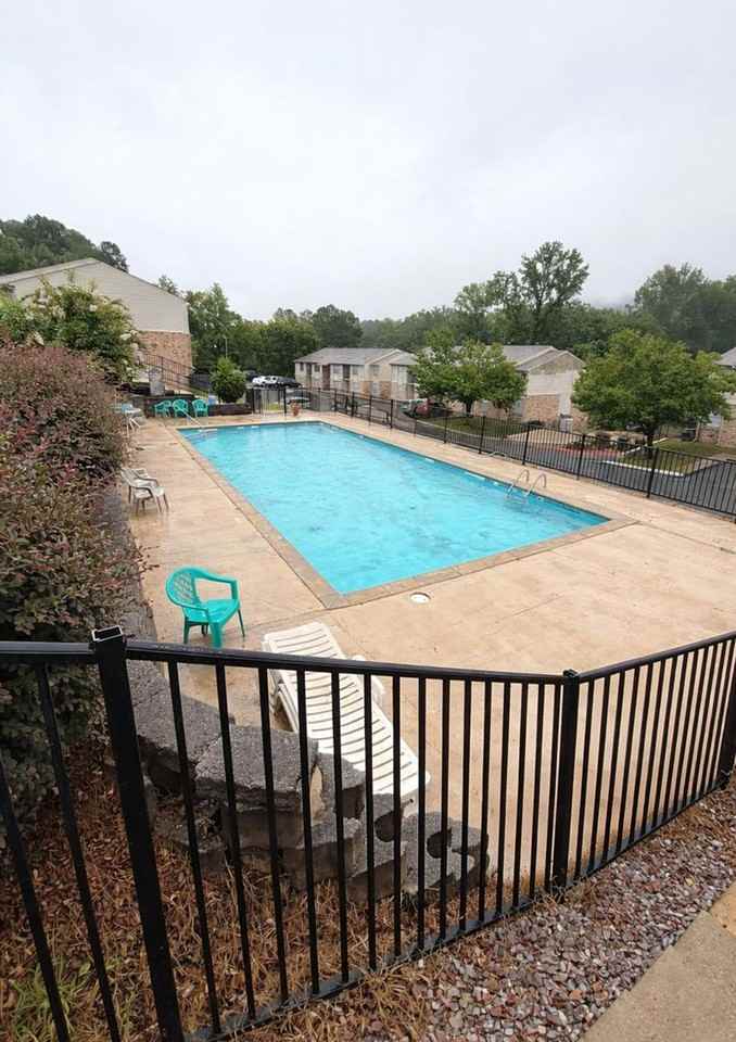 Whittington Park Apartments - Photo 4 of 13