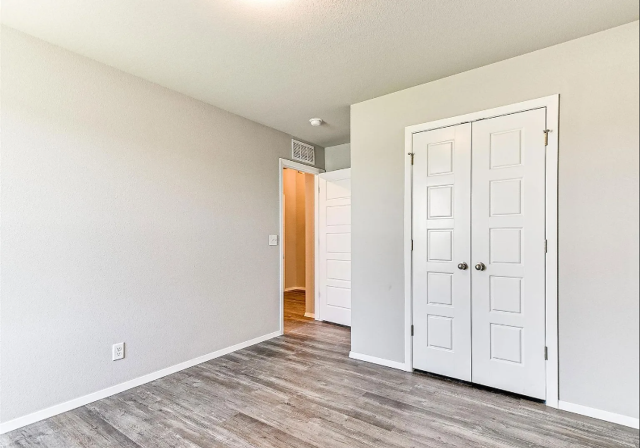 7231 E 132nd St S - Photo 5 of 21