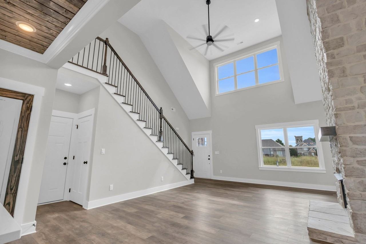 344 Willow Grove Ct - Photo 7 of 39