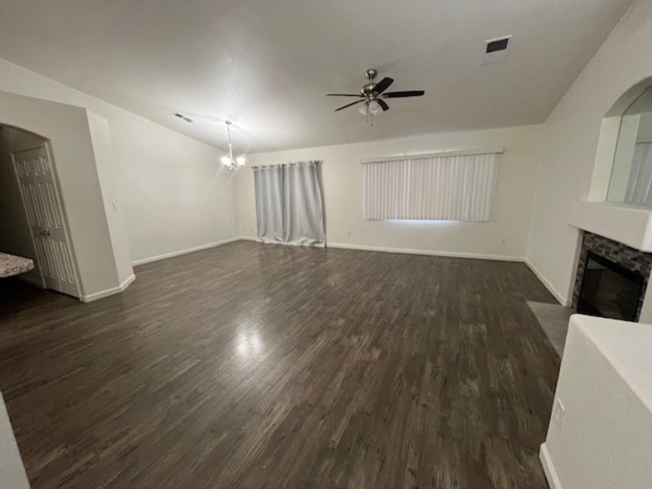 3502 Southpass Dr - Photo 2 of 10