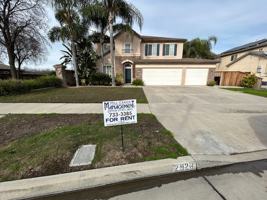 featured image of 2926 W Newton Ct