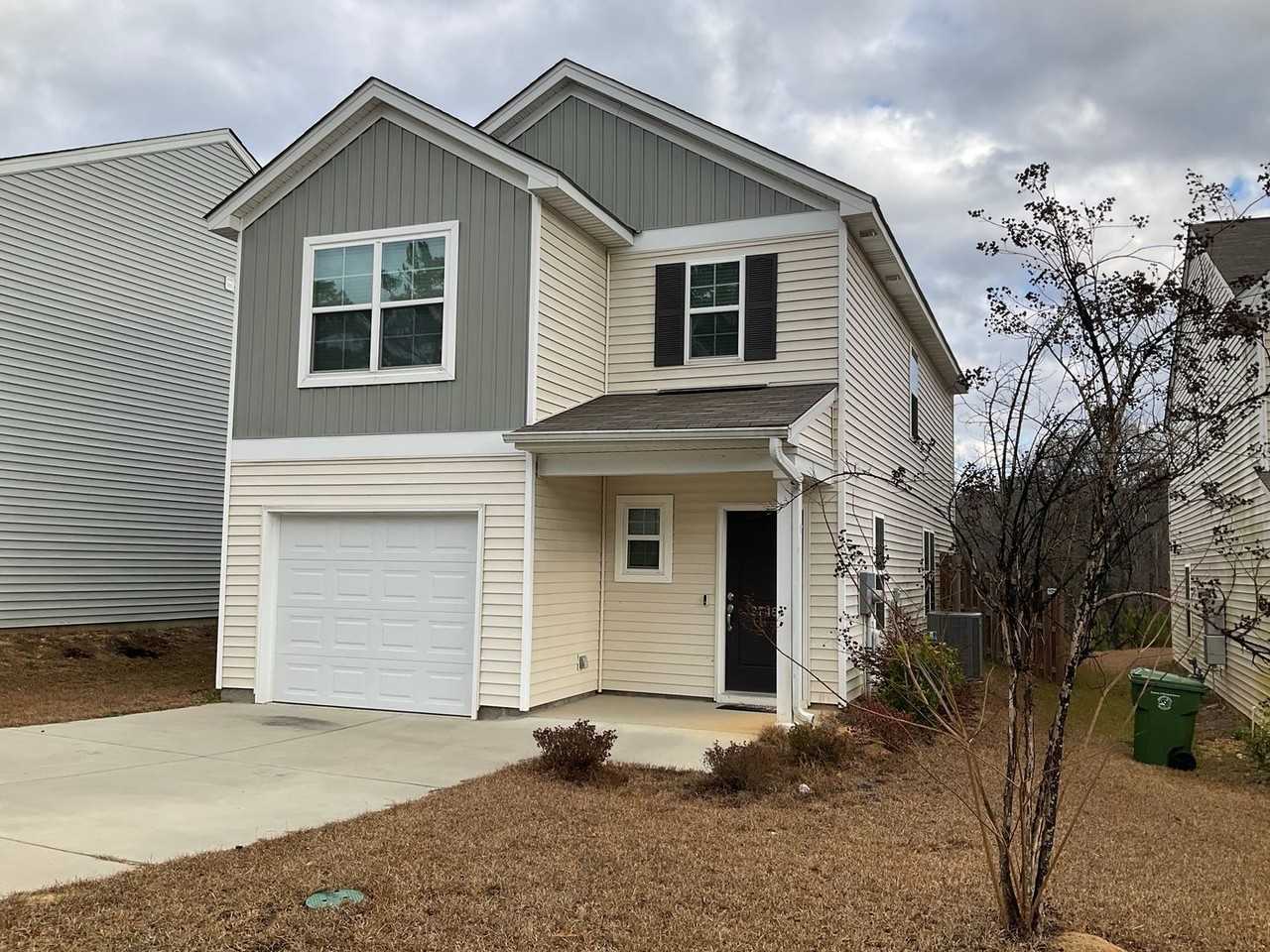 2746 Prince Charles Ct