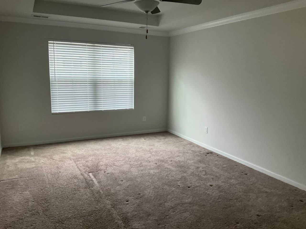 2746 Prince Charles Ct - Photo 6 of 12