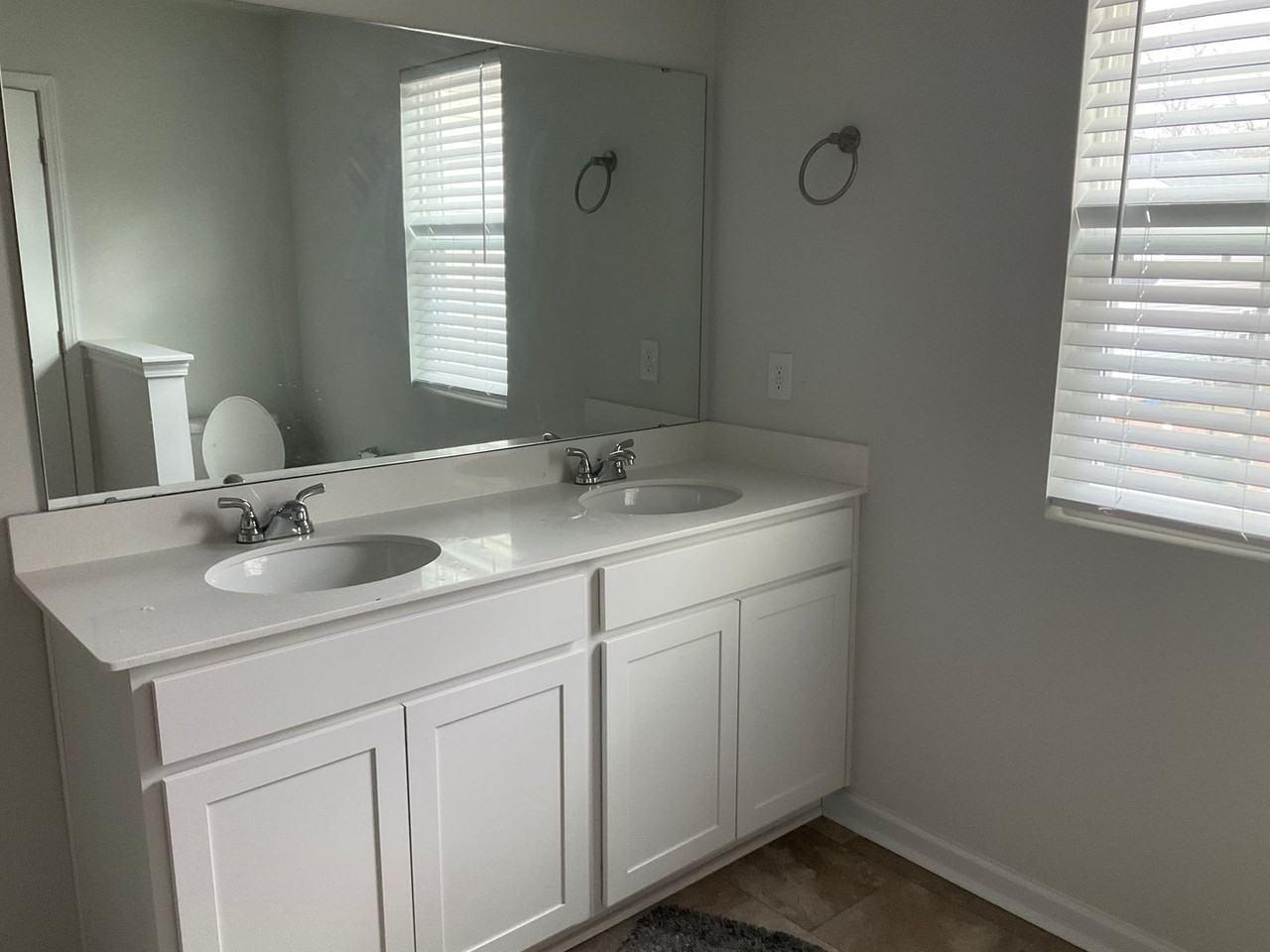 2746 Prince Charles Ct - Photo 7 of 12