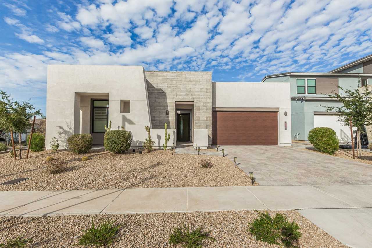 712 E Buist Ave - Photo 2 of 50