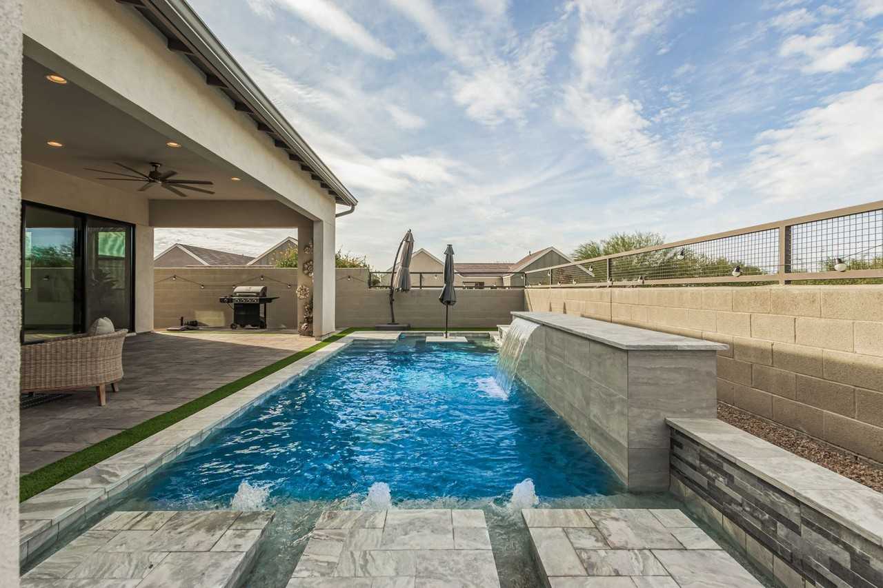 712 E Buist Ave - Photo 6 of 50