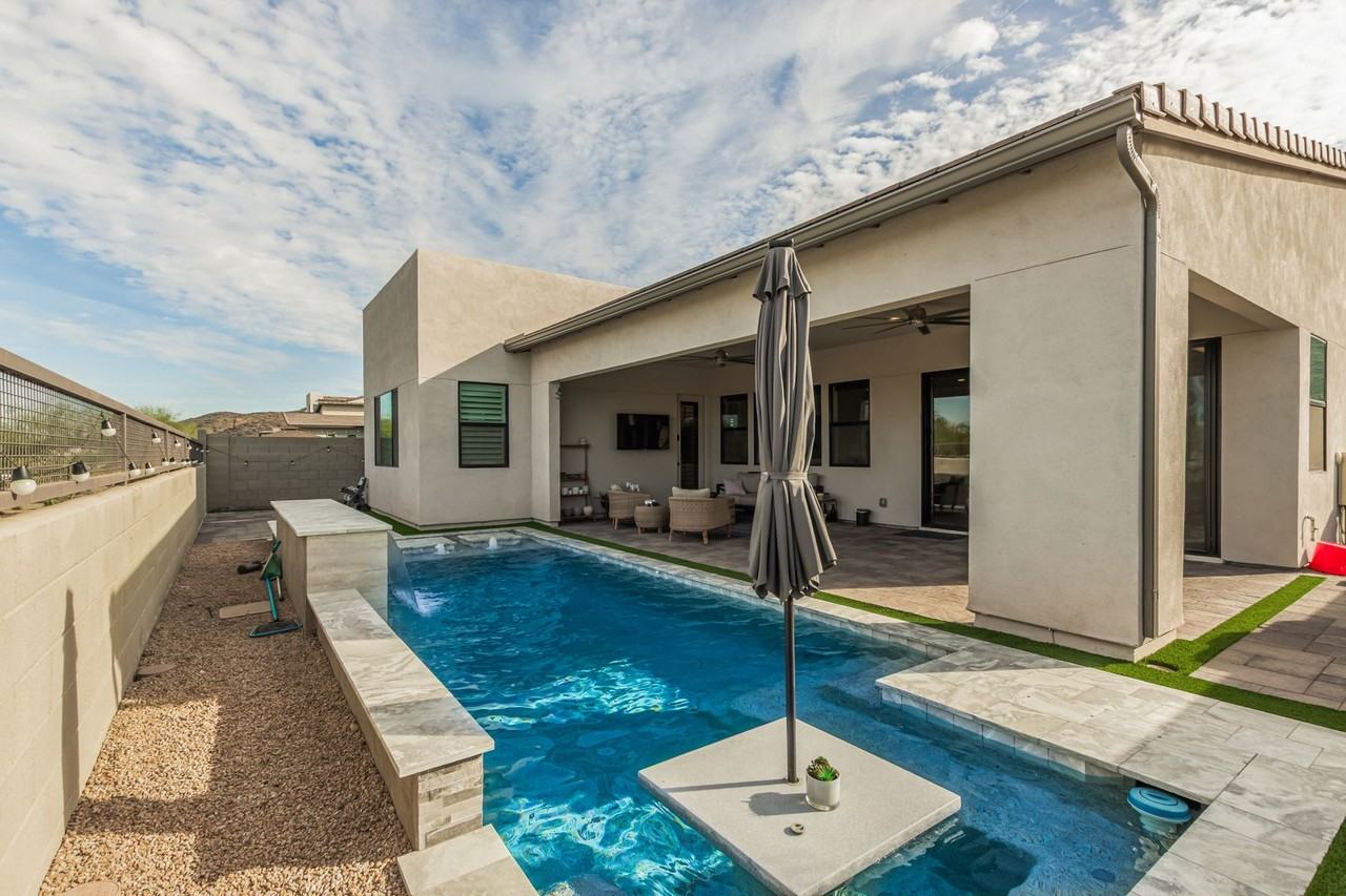 712 E Buist Ave - Photo 7 of 50