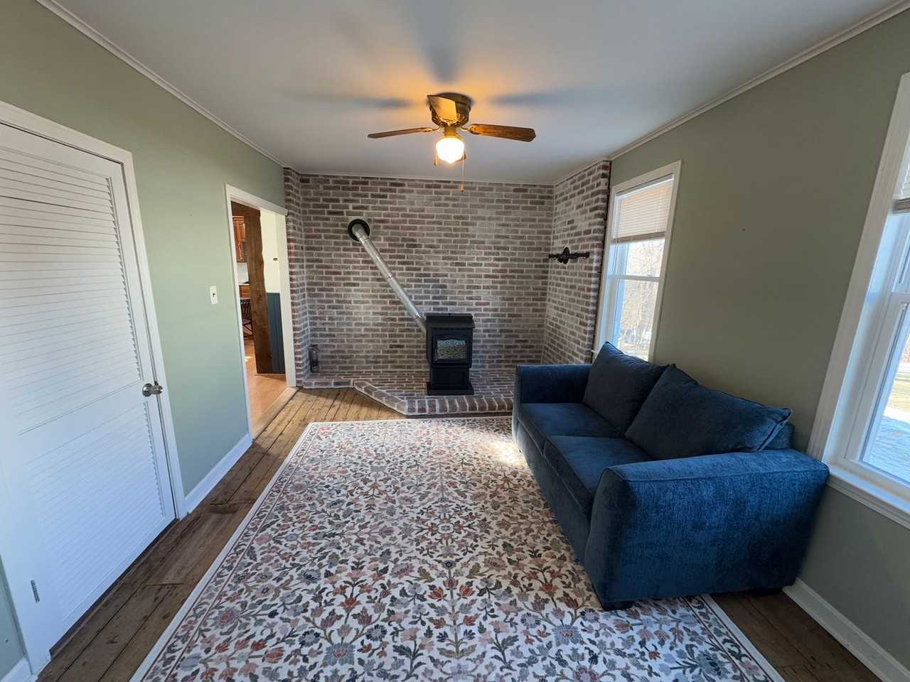 11 River St - Photo 3 of 30