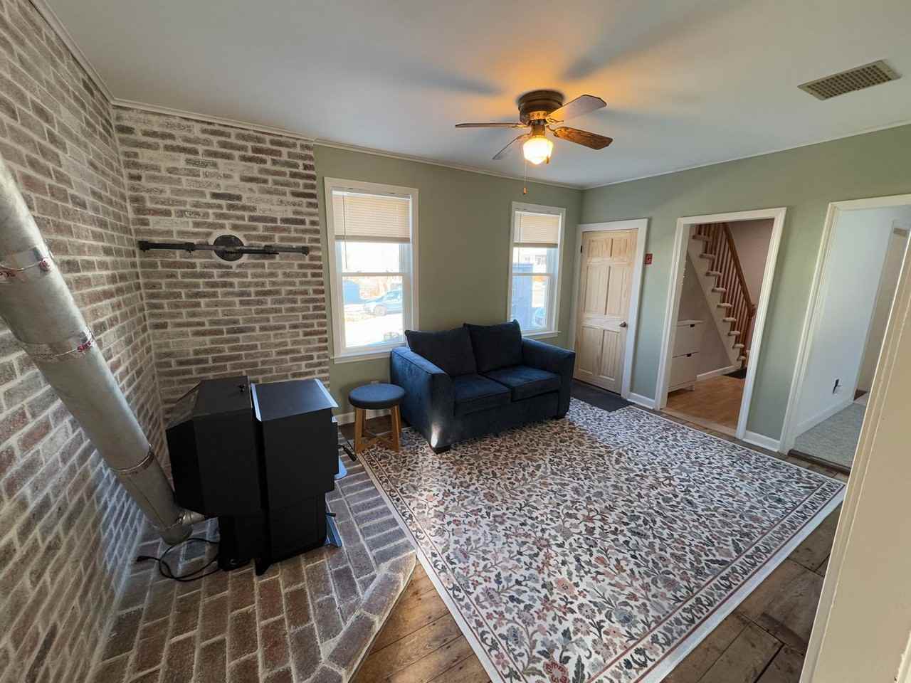 11 River St - Photo 4 of 30