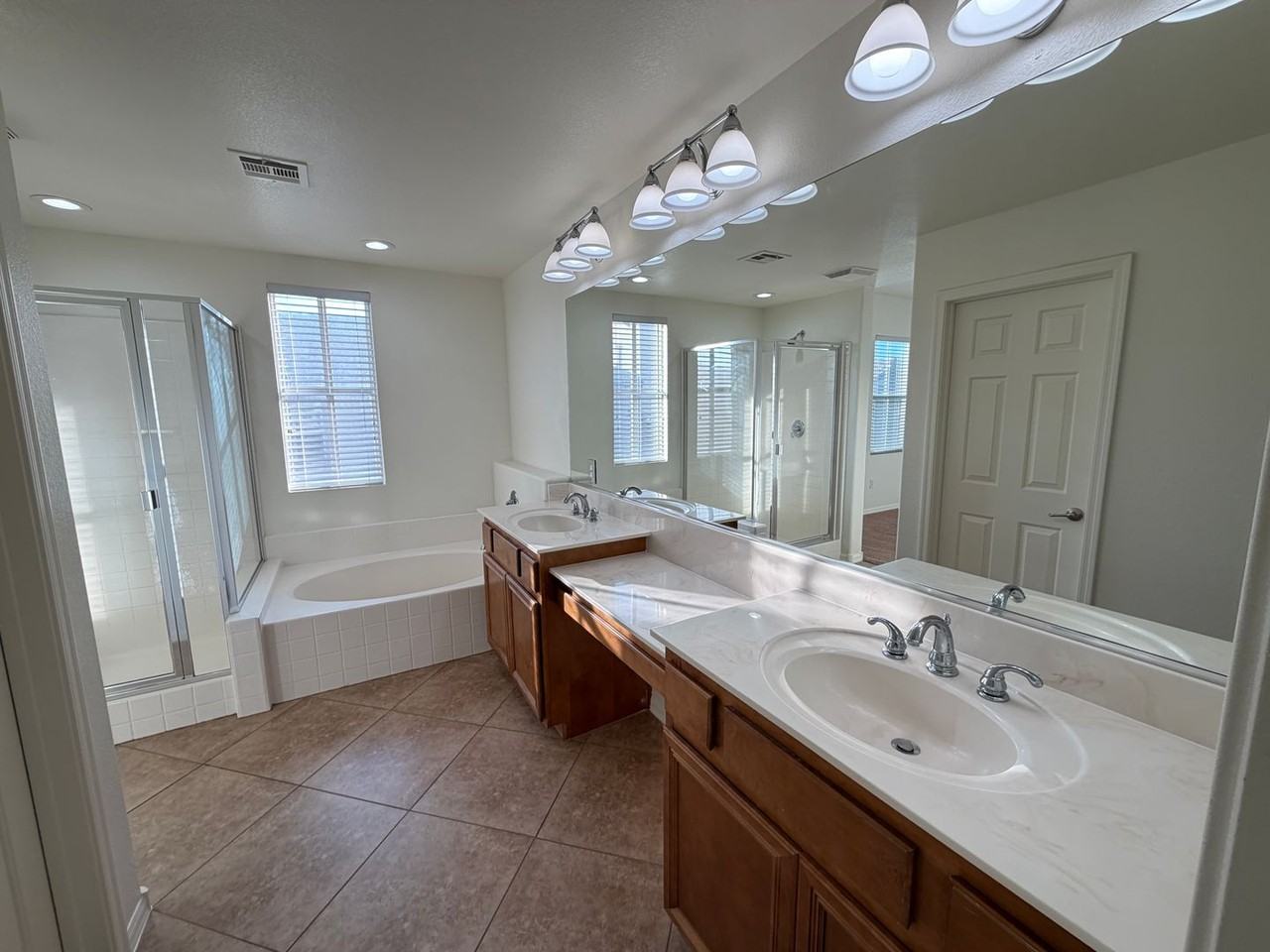 11428 Belmont Lake Dr #104 - Photo 6 of 14