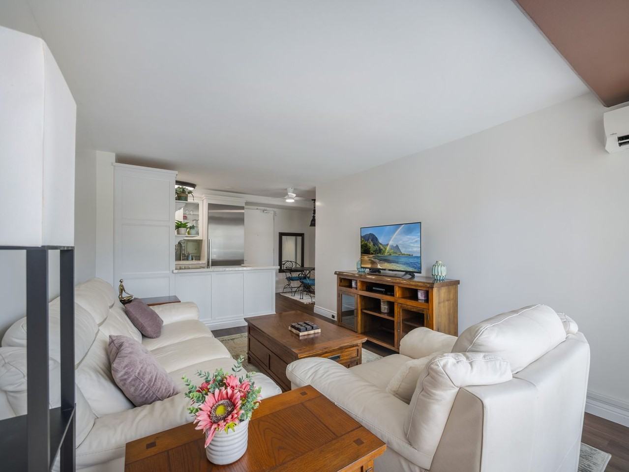 445 Kaiolu St #409 - Photo 7 of 16