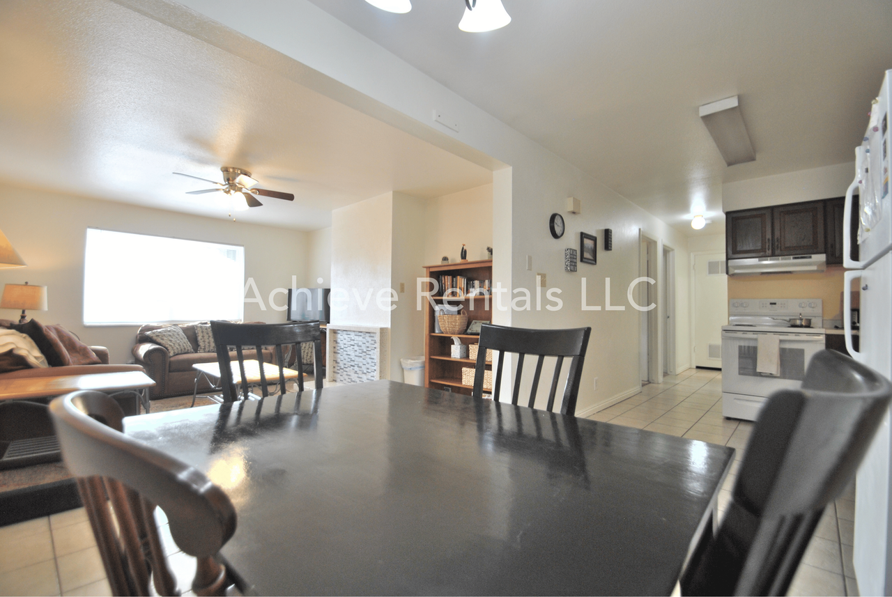 240 E 400 N #47 - Photo 4 of 8