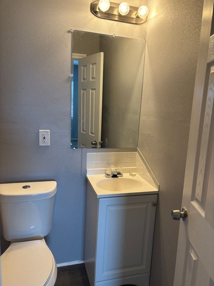 638 Gilcrease - Photo 6 of 11