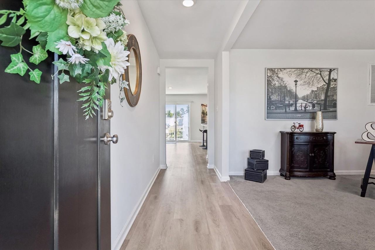 7370 Fougere Pl - Photo 4 of 50