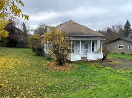 featured image of 209 Ne 7th St