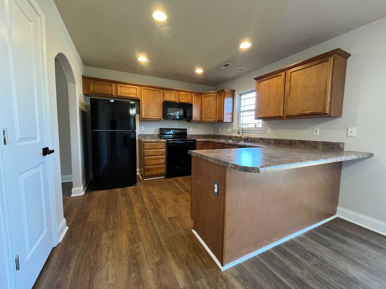 116 Damascus Dr - Photo 2 of 33