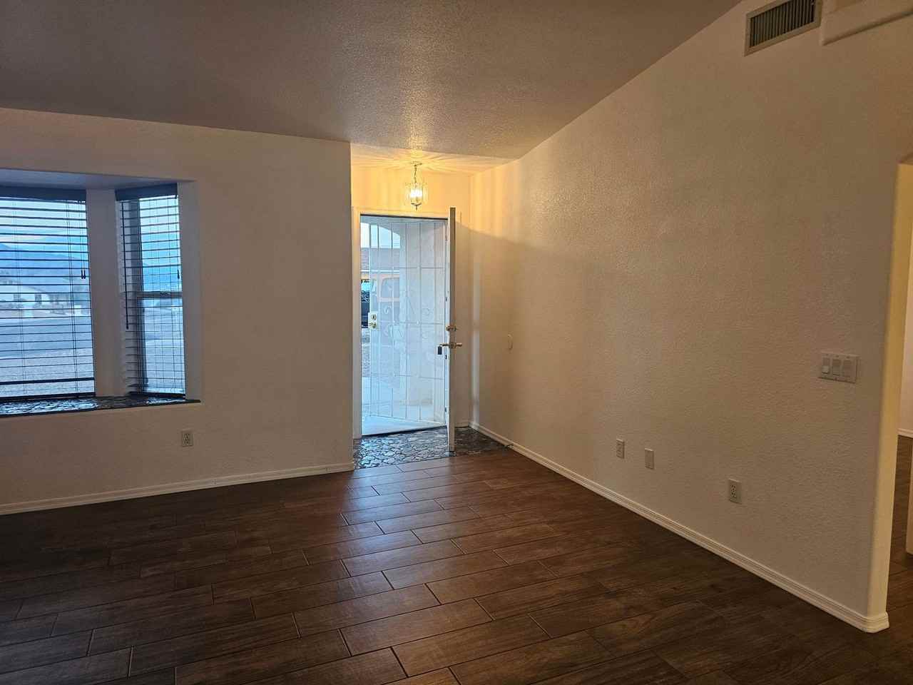 186 Impala Ln - Photo 5 of 27