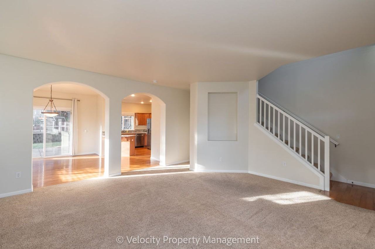 3001 Ne Quiet Canyon Dr - Photo 5 of 26