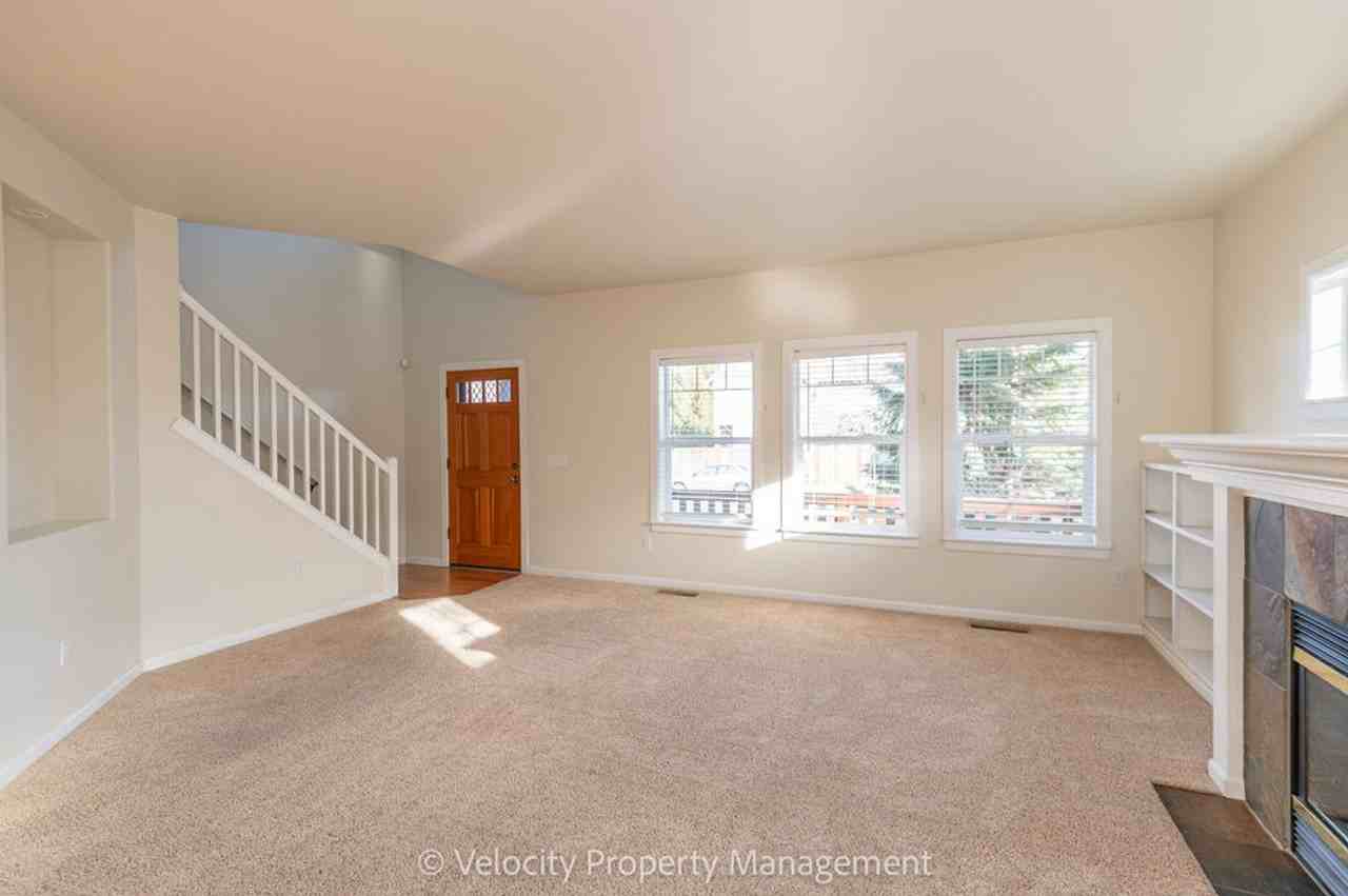 3001 Ne Quiet Canyon Dr - Photo 6 of 26