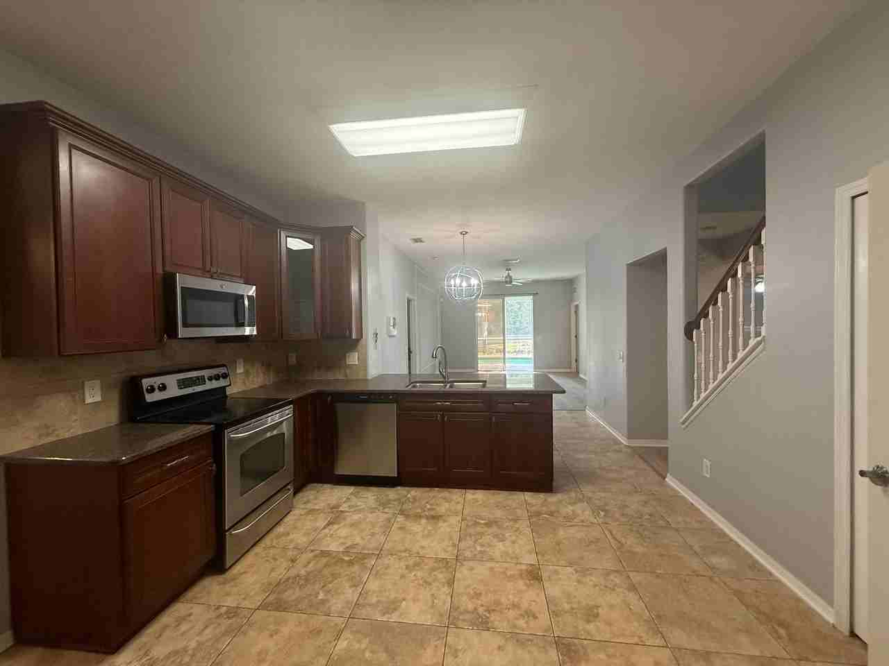 3004 Downan Point Dr - Photo 6 of 42