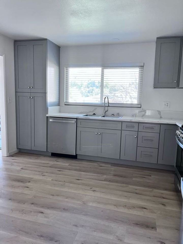 802 Hibiscus Dr - Photo 7 of 26