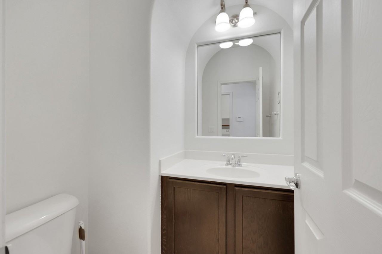 7733 Eagle Rock Peak Ct - Photo 7 of 18