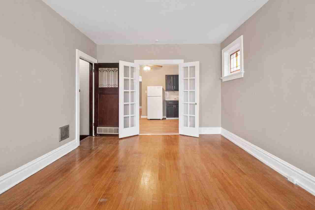 5036A Mardel Ave - Photo 4 of 15