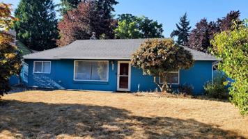 featured image of 822 Ne 189th St