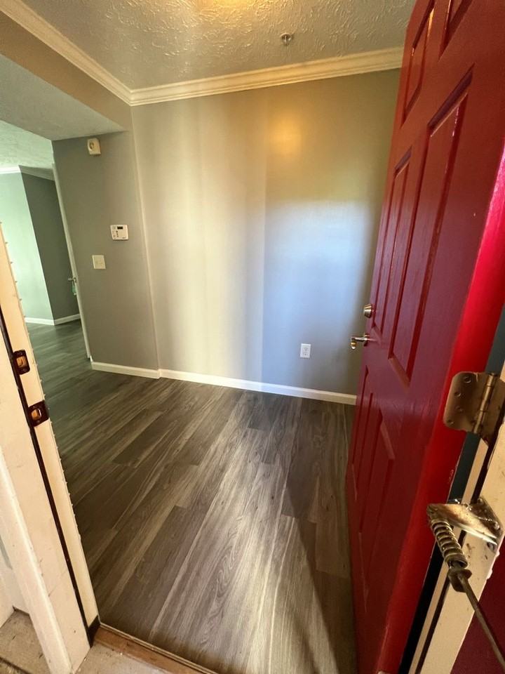 3310 Harbour Pointe Pl #1 - Photo 3 of 33