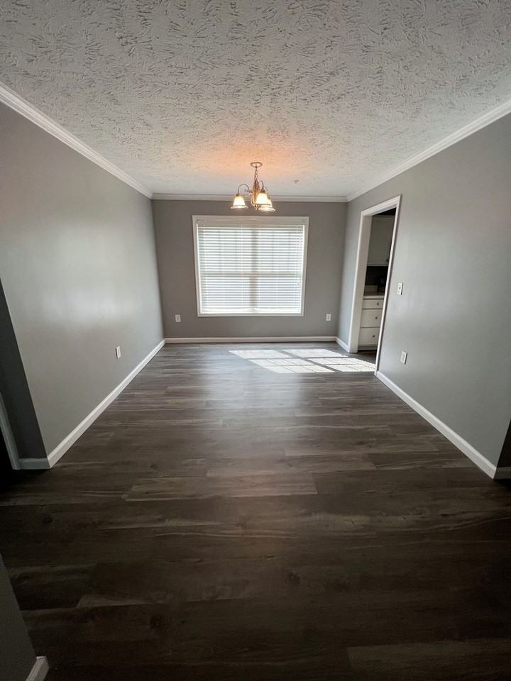 3310 Harbour Pointe Pl #1 - Photo 4 of 33