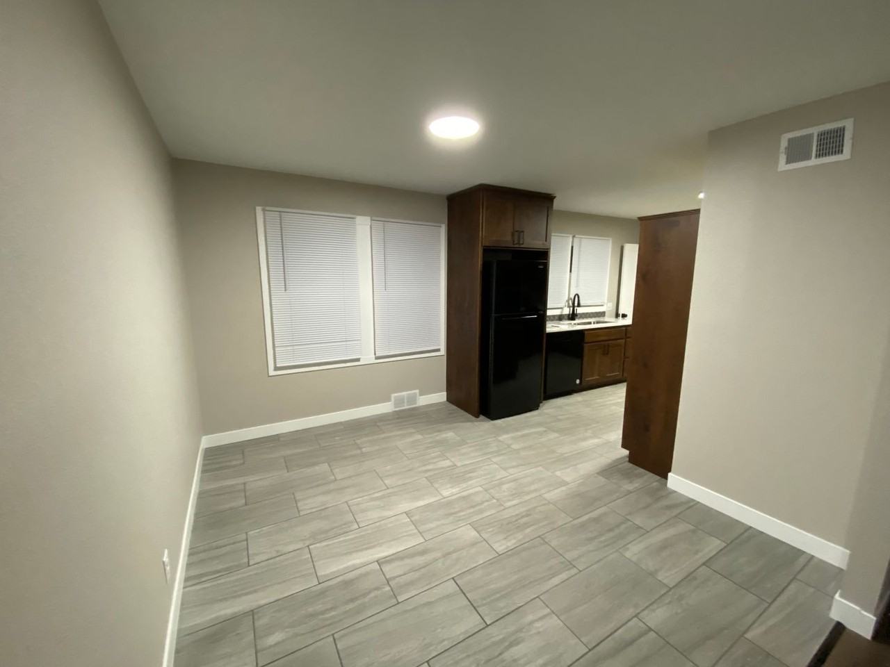 2407 Morton St - Photo 4 of 21