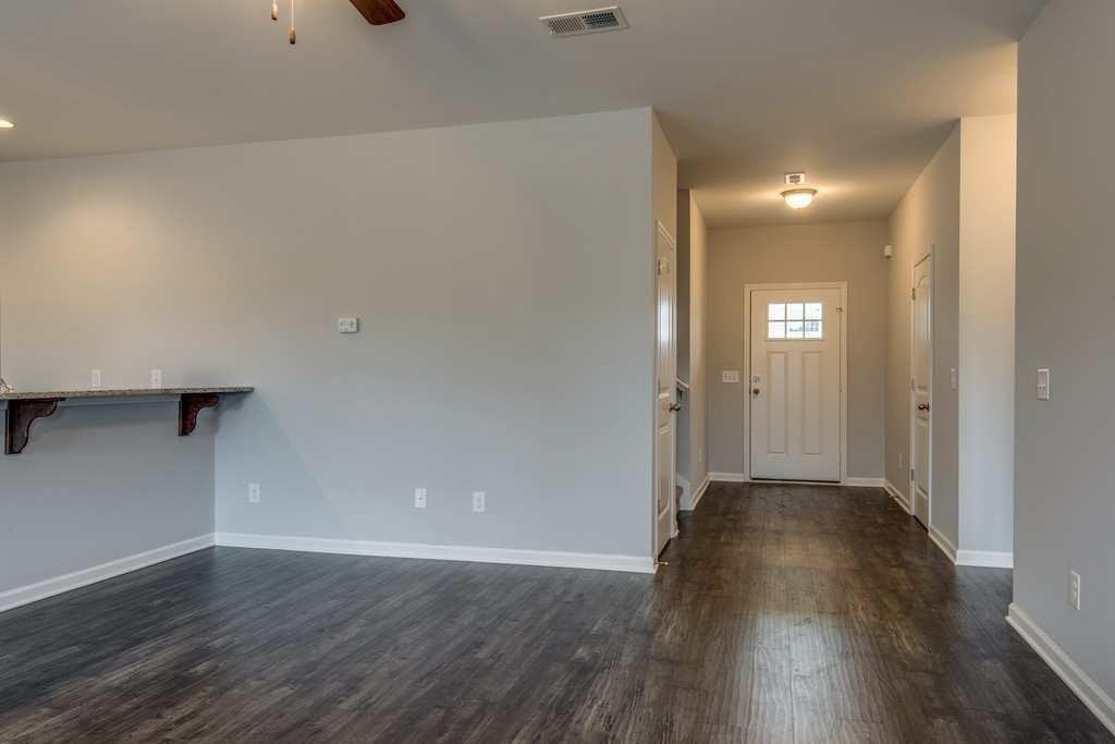 7301 Tiger Trl - Photo 6 of 26