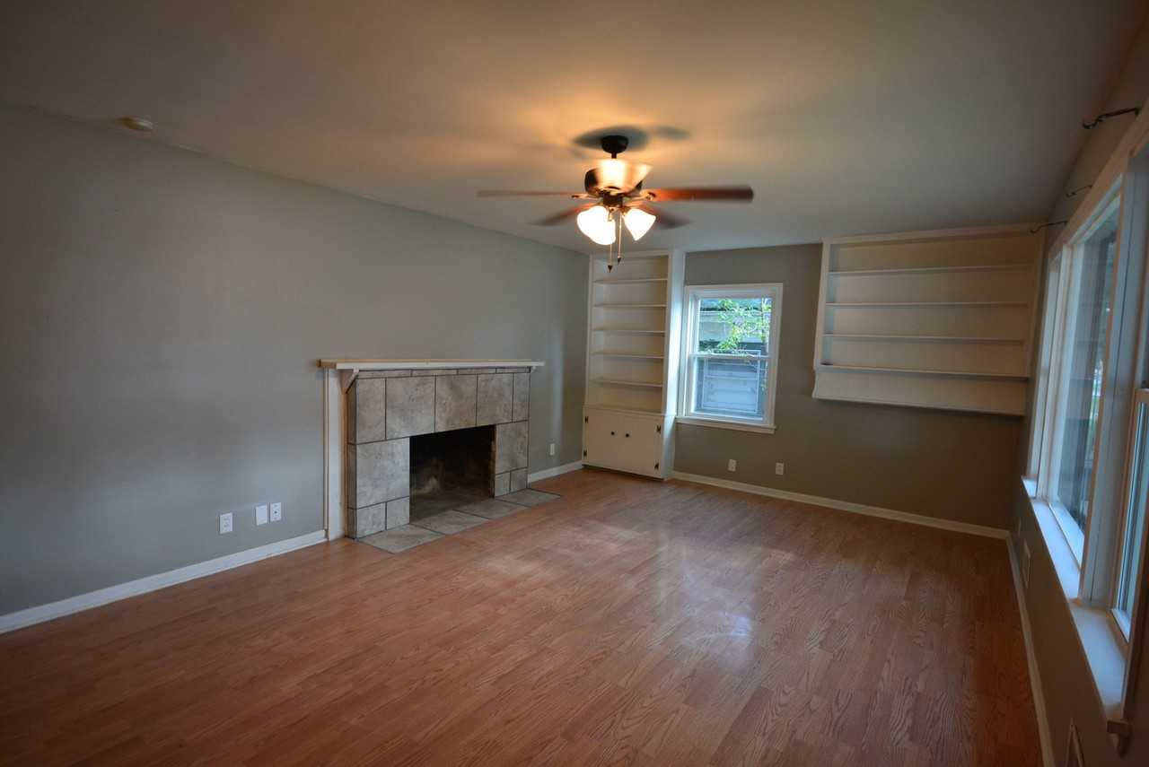 1954 S Fremont Ave - Photo 2 of 11