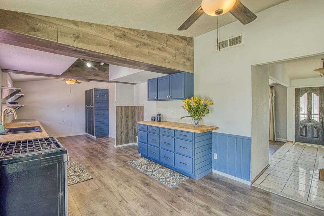 2805 Penwood Dr - Photo 5 of 20