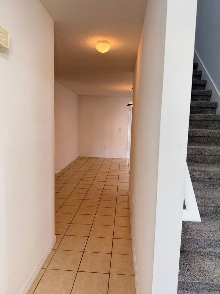 203 Granada Blvd - Photo 4 of 37