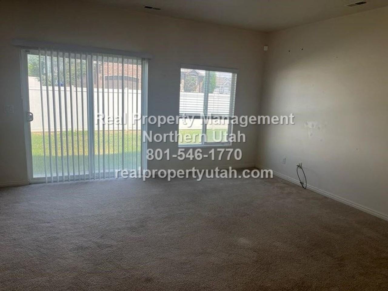 3120 W 525 N - Photo 4 of 17