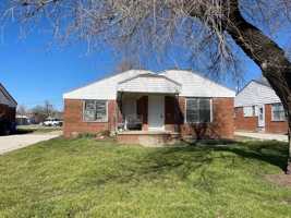 featured image of 1015 Arkansas St