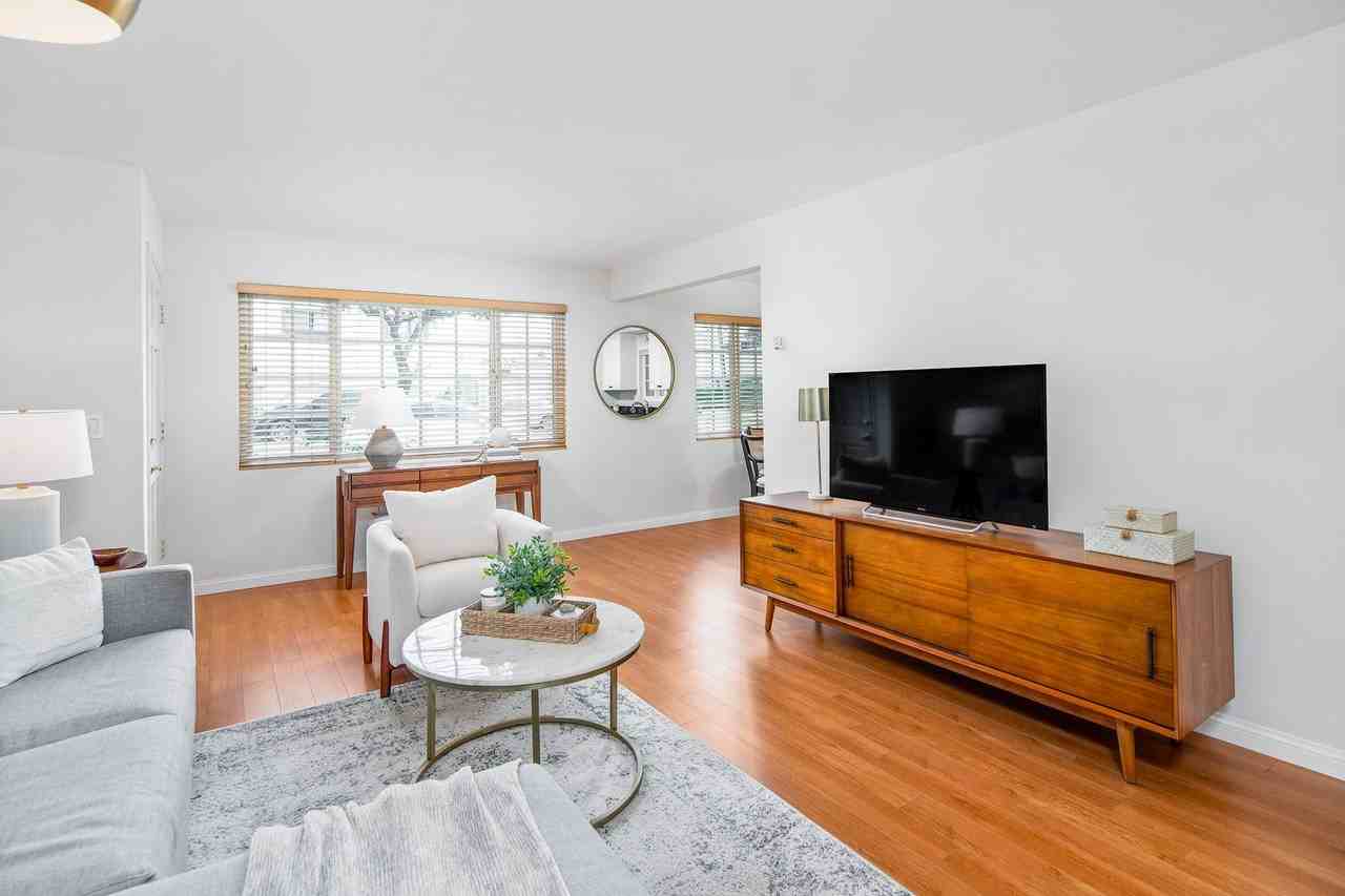 2407 Florida St - Photo 6 of 23