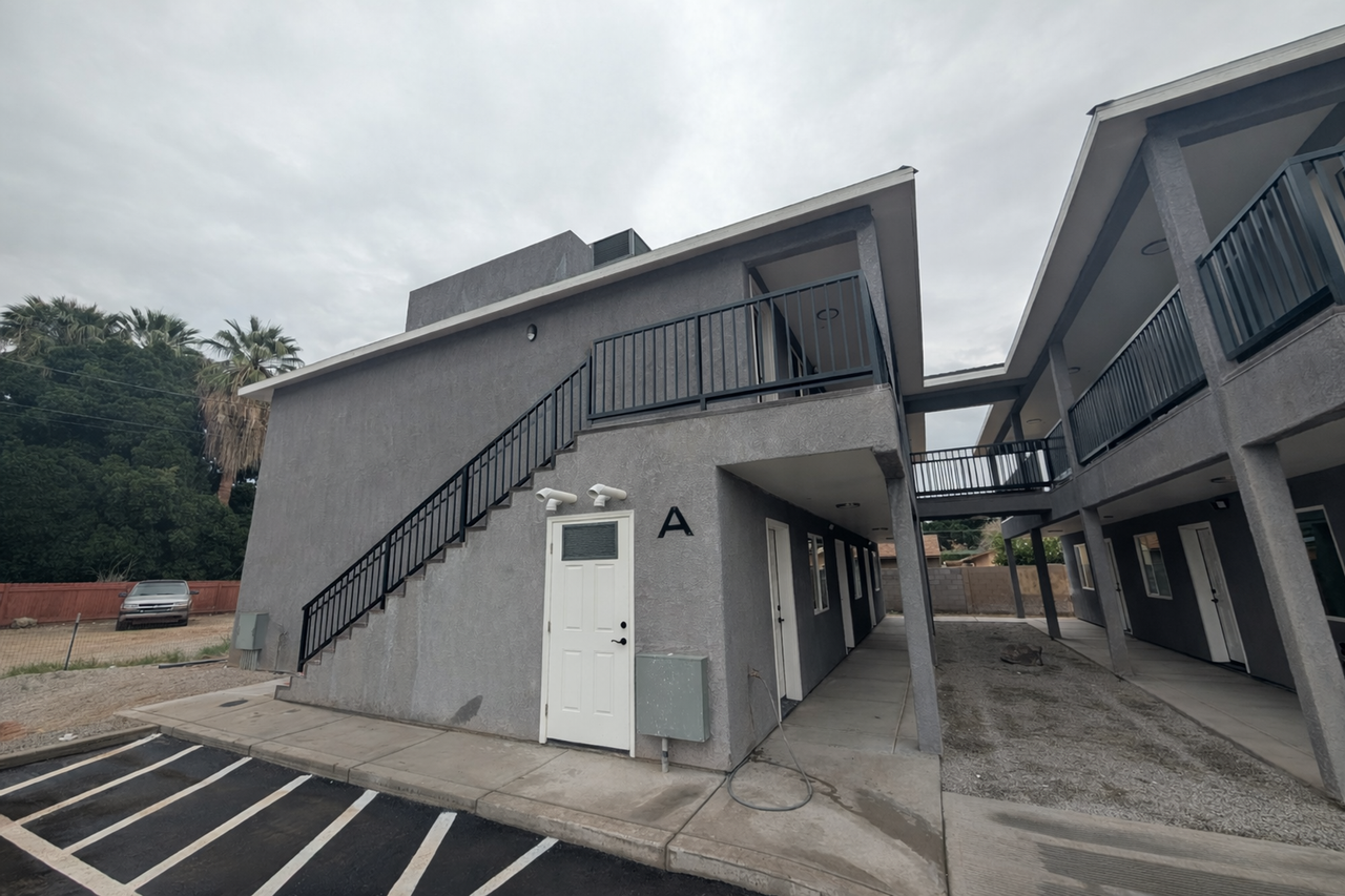 253 S 17th Ave - Photo 3 of 34