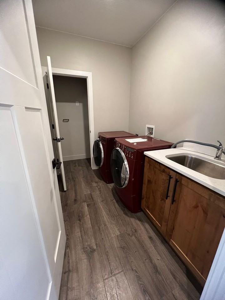 2875 W Cody Dr #14 - Photo 2 of 25