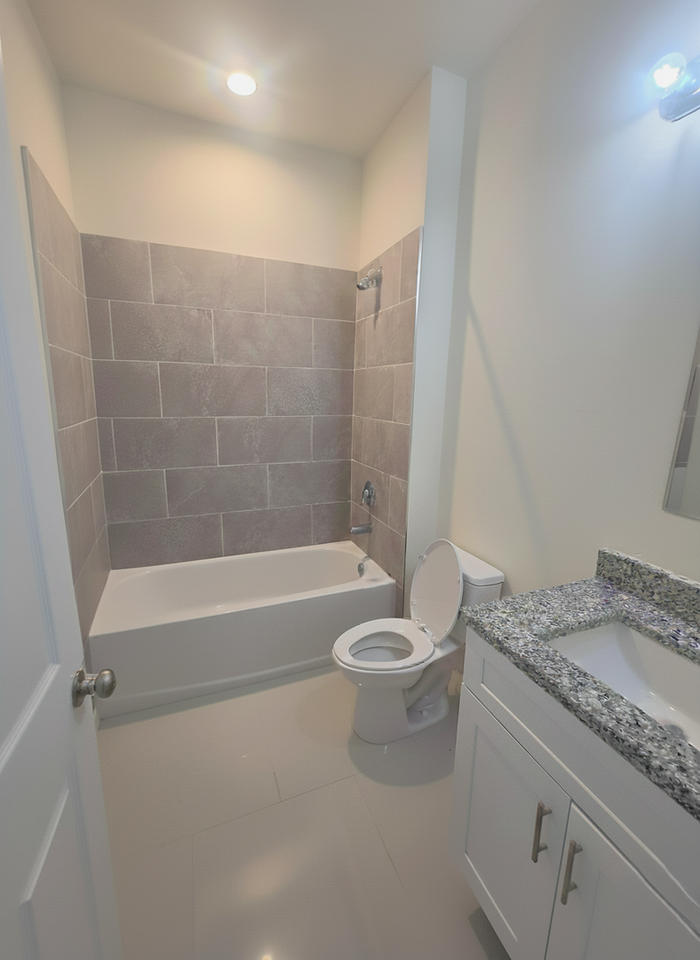 322 Mangonia Ave - Photo 7 of 15