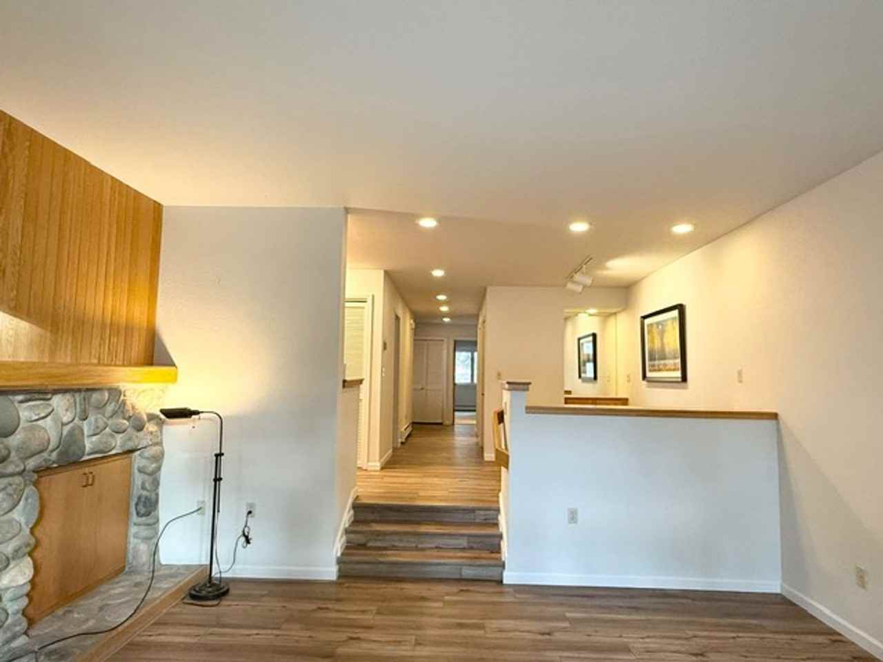 120 Village Blvd #123 - Photo 3 of 17