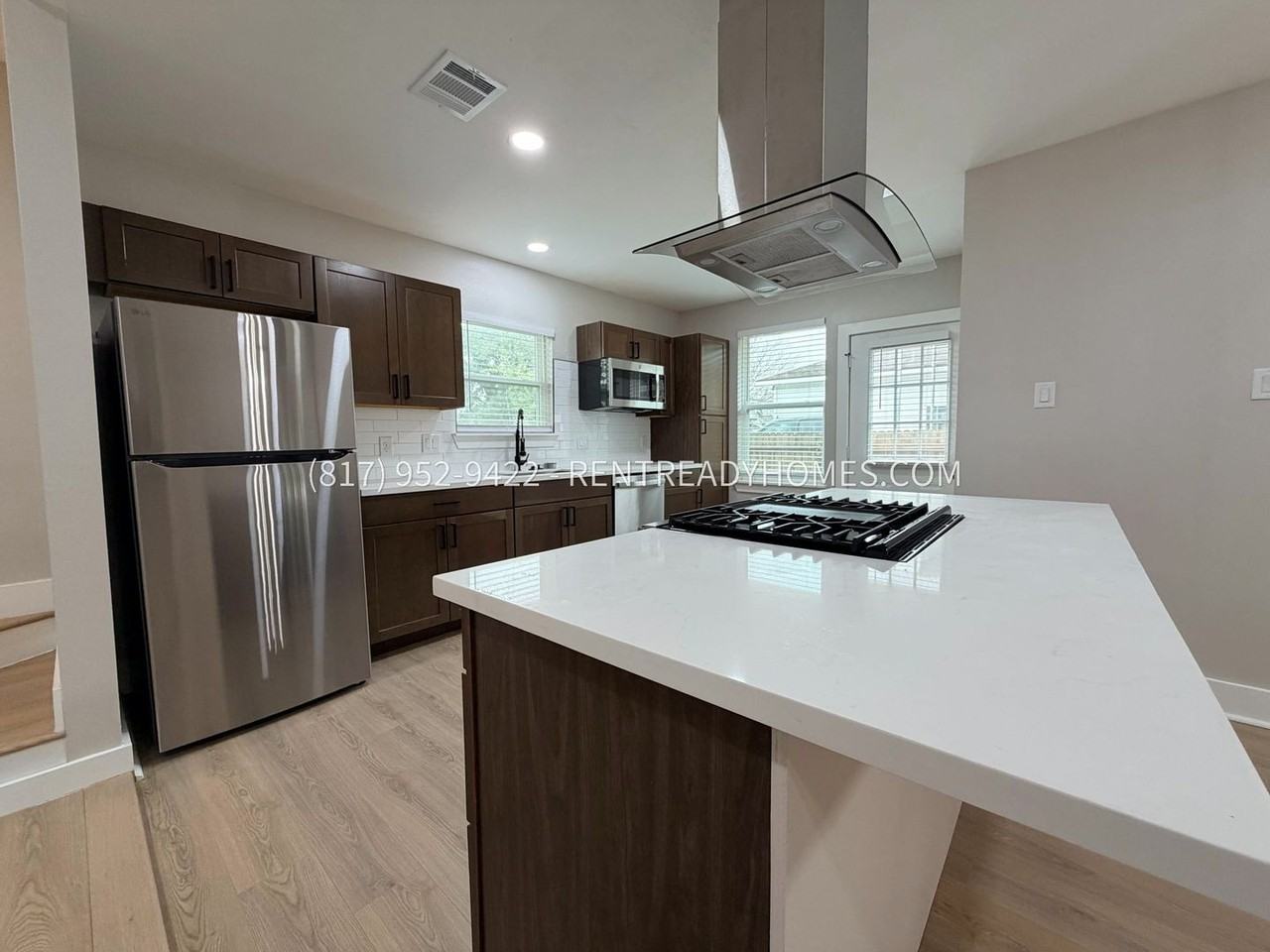 8318 Jennings St - Photo 4 of 16