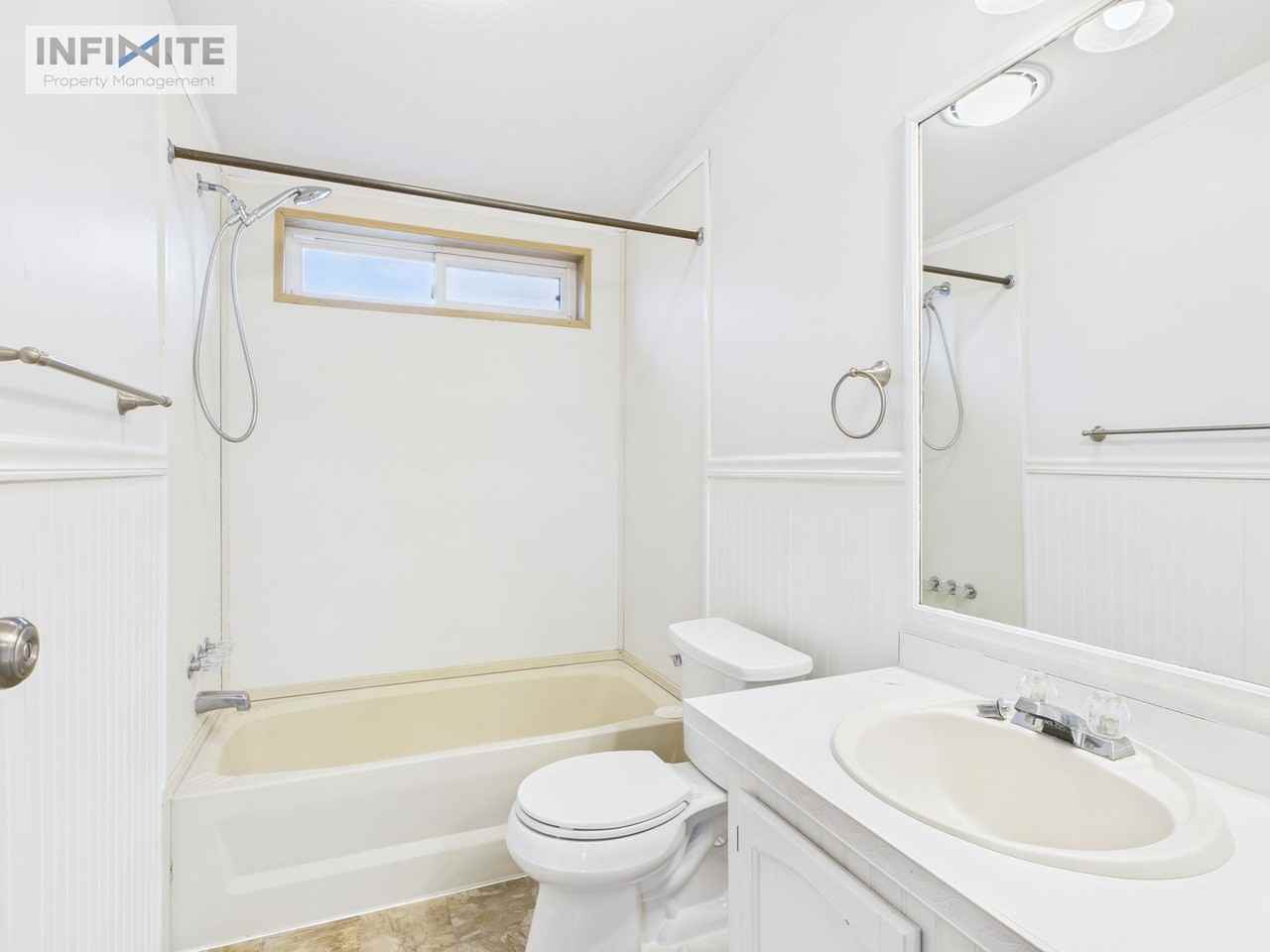 6090 Crestline Dr - Photo 3 of 16