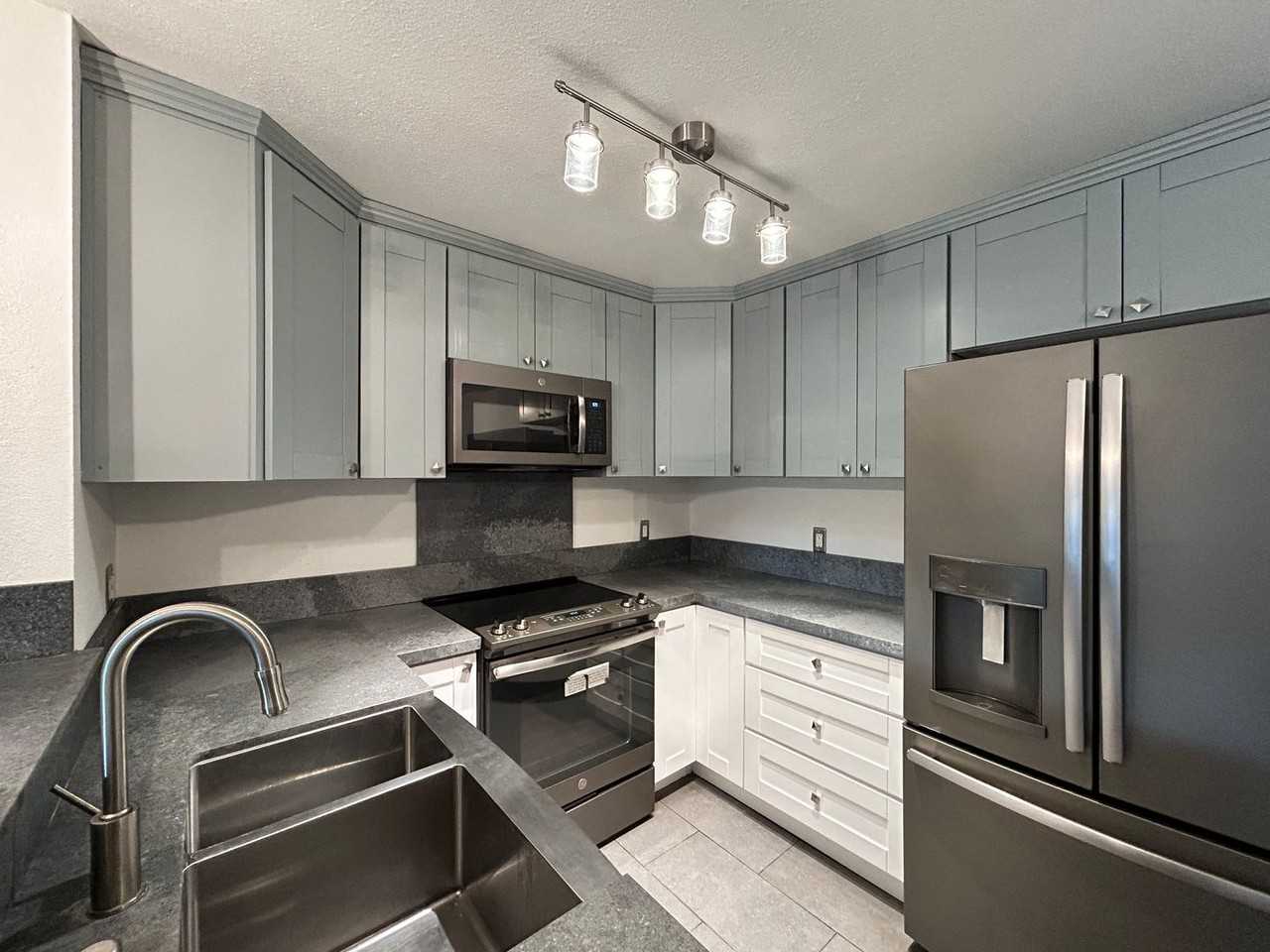 10300 Caminito Cuervo - Photo 6 of 16