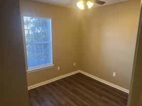 3915 Ledbetter Dr - Photo 1 of 1