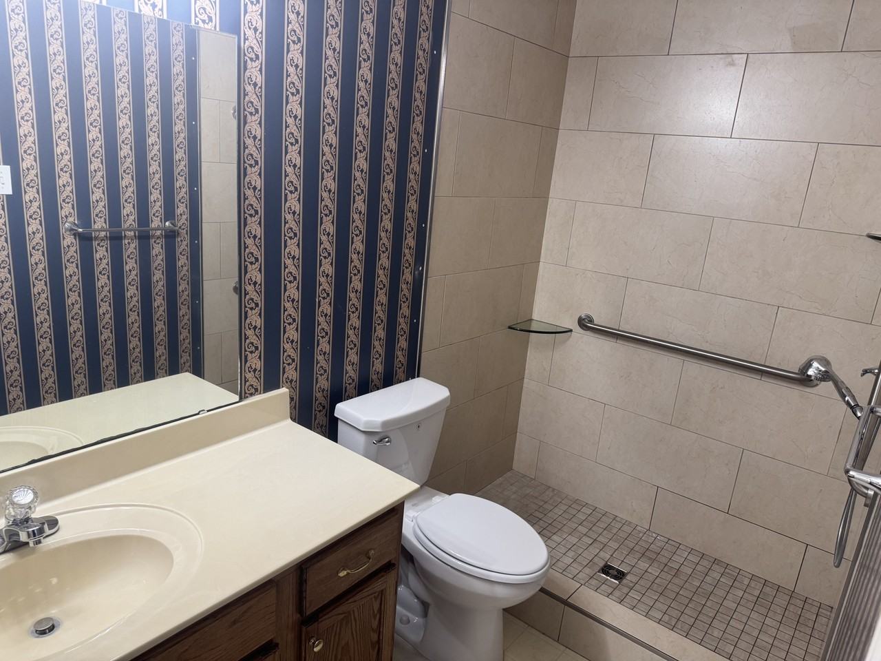 3915 Ledbetter Dr - Photo 6 of 11