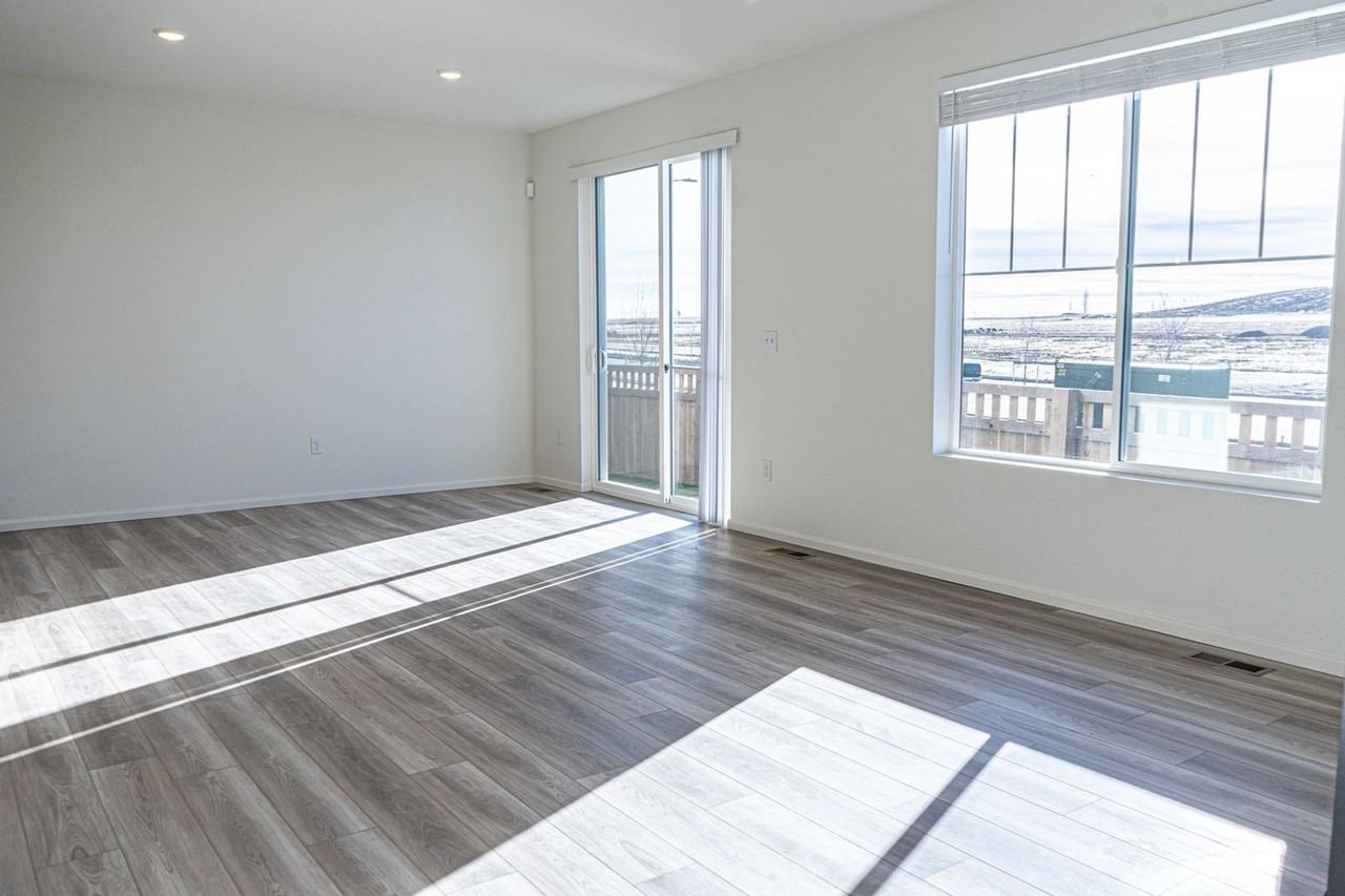 5210 Denali Blvd - Photo 3 of 28