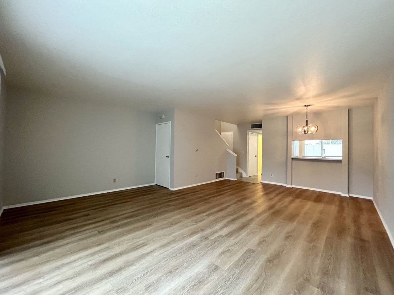 48668 Desert Flower Dr - Photo 5 of 25