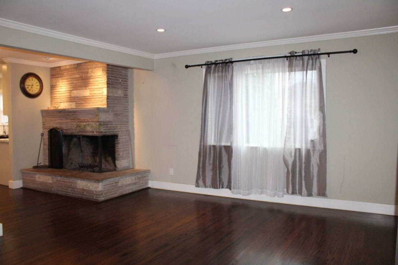 2887 Lincoln Ave - Photo 2 of 20